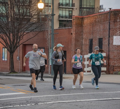 Race photo of runner 4675