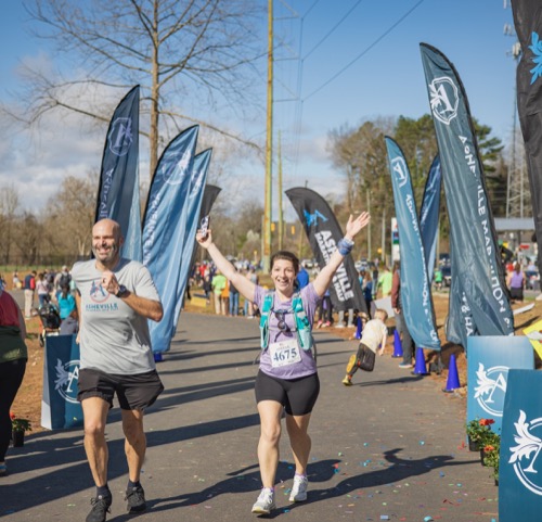 Race photo of runner 4675